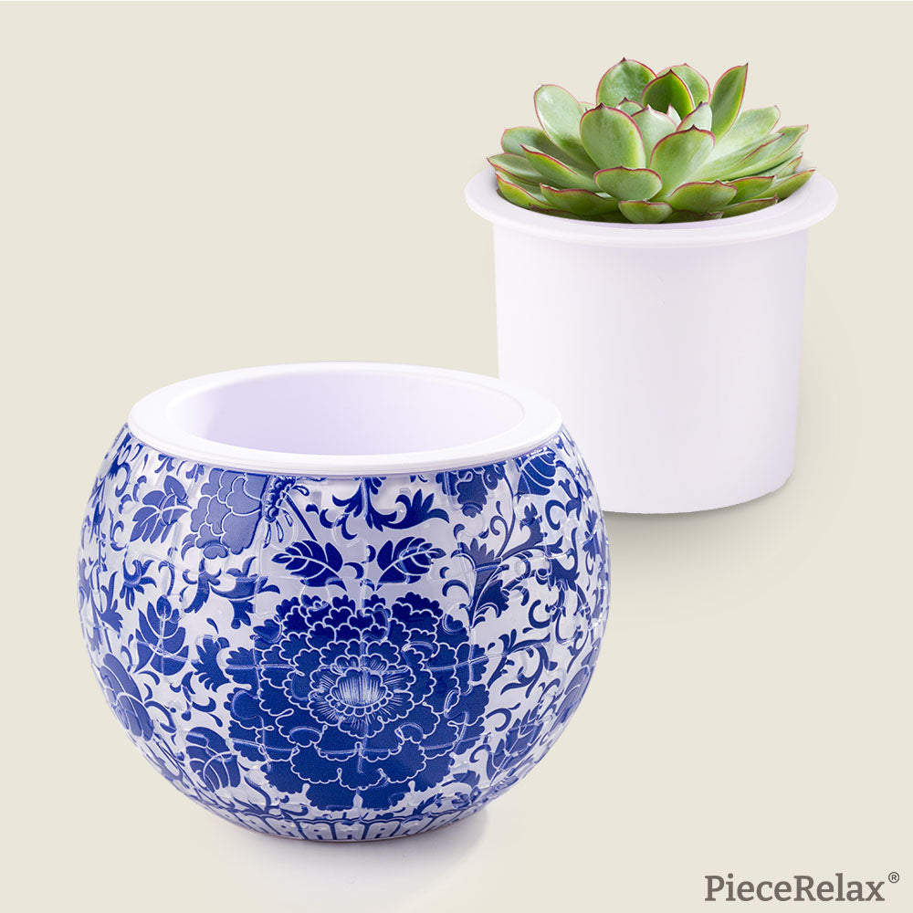 Drawing inspiration from Eastern floral aesthetics and featuring a design reminiscent of traditional blue-and-white porcelain, the PieceRelax exudes an added touch of sophistication. Let your imagination flourish with the PieceRelax puzzle planter, where every plant finds its perfect place within the beauty of this exquisite puzzle plant pot.