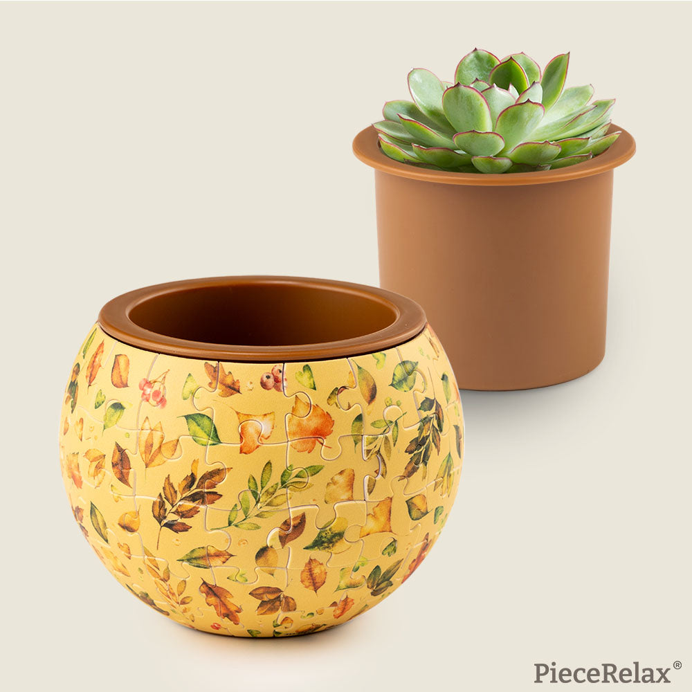 The perfect combination of gardening and artistry, lush greenery adding vitality to indoor spaces. PieceRelax puzzle planter inspires your imagination, with each plant finding its perfect spot within this beautiful puzzle plant pot.