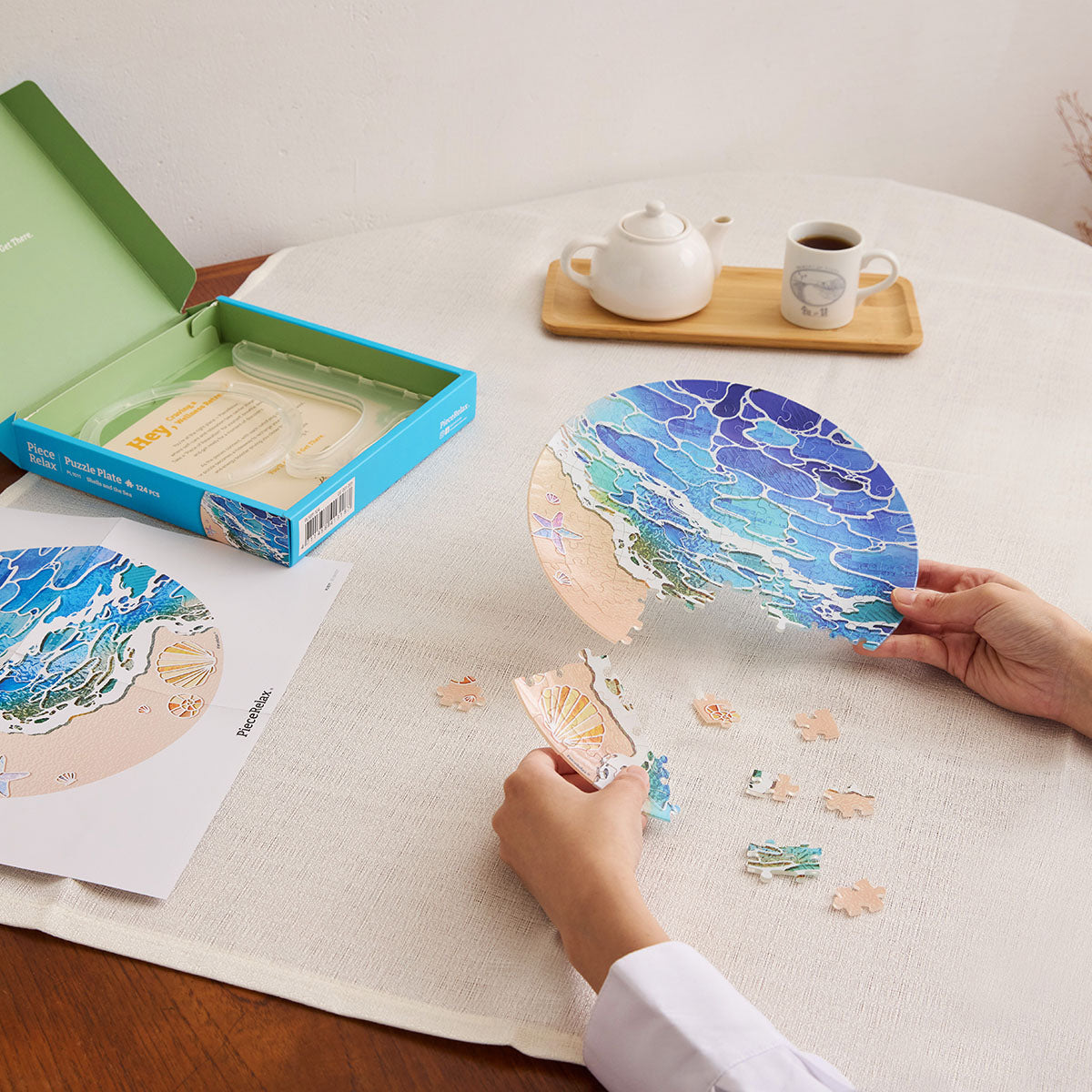 A masterpiece on your plate! Like a gem-like sparkling sea unfolding before your eyes. Such a special encounter!—You’ll Always Get There with PieceRelax.