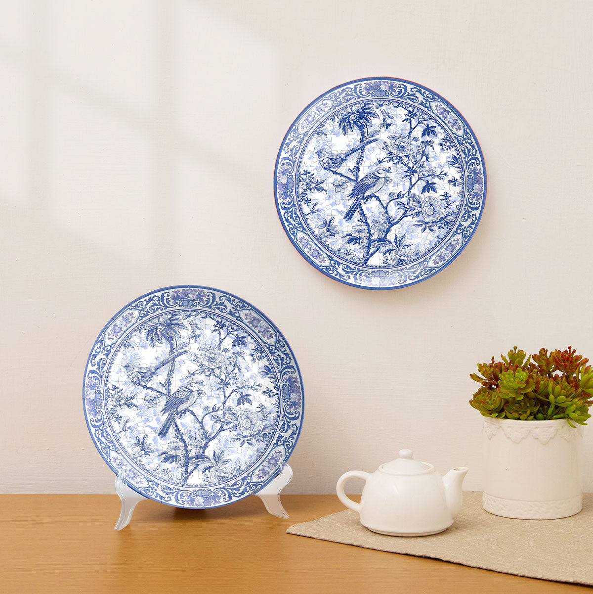 A masterpiece on your plate! Like a beautiful, translucent porcelain, adorned with classical ink paintings of flowers and birds. Such a special encounter! You’ll Always Get There with PieceRelax.