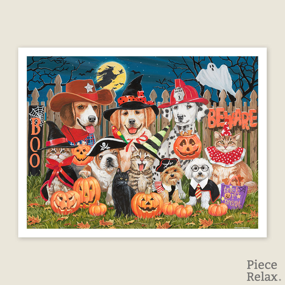 PieceRelax | 1200 piece puzzle. Featuring adorable pets in festive costumes, this PieceRelax puzzle promises fun and joy.