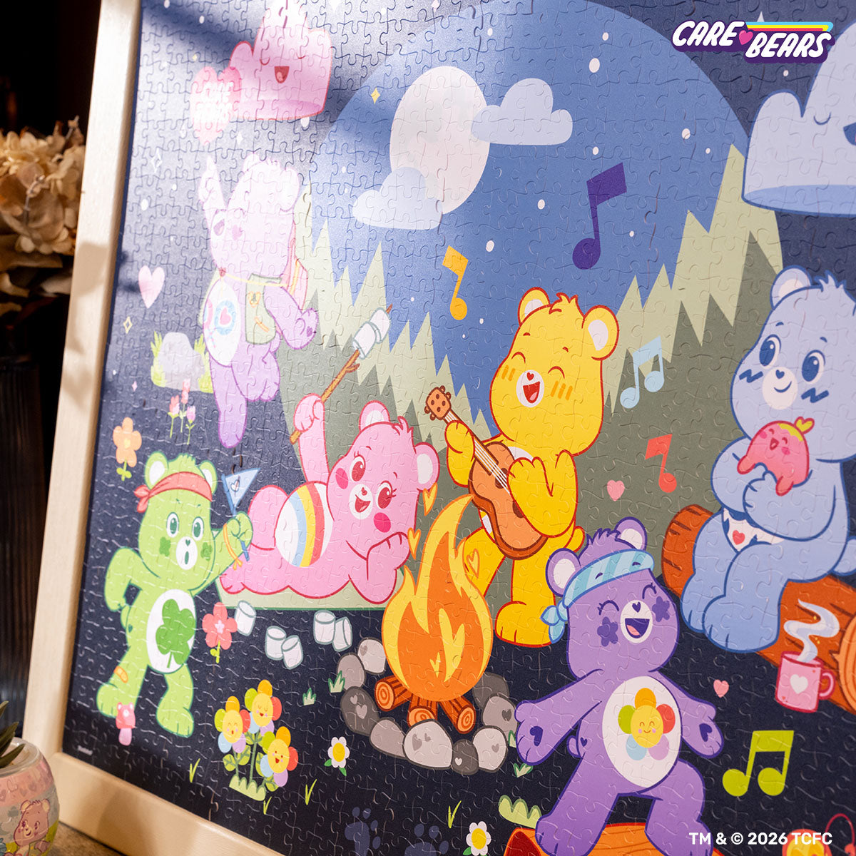 Join Care Bears™ for a cozy campfire party—everything’s bound to go perfectly with Good Luck Bear™ around! A puzzle full of warmth, laughter, and just the right amount of magic.